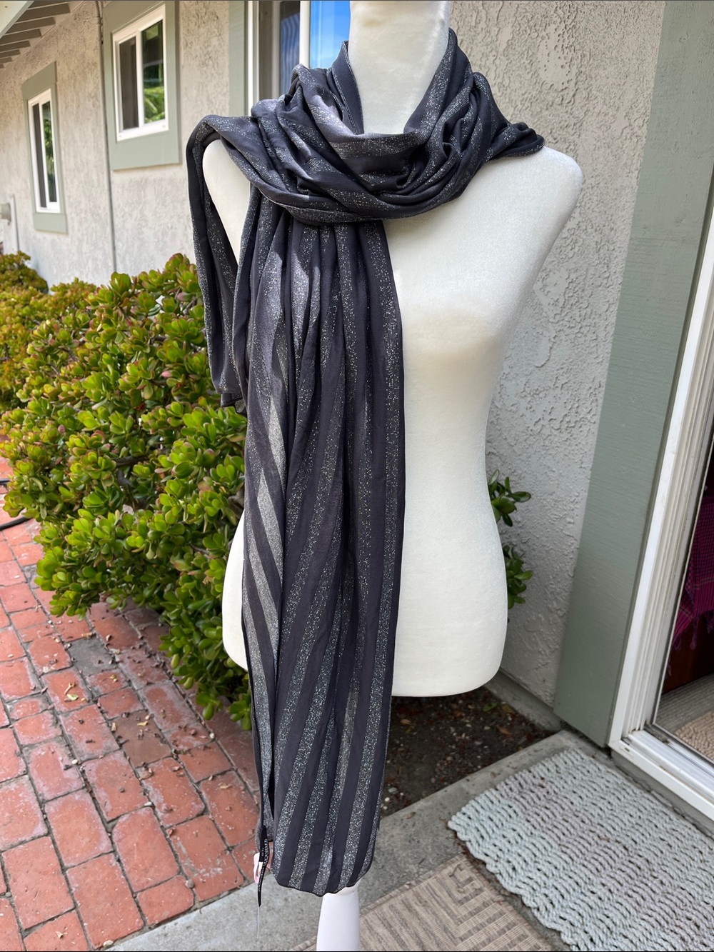 NWT Victoria's Secret Sparkly Black   Silver Shimmer Stripes scarf/wrap